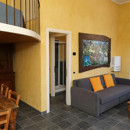 דירה Cozy On The - The House Of Travelers *