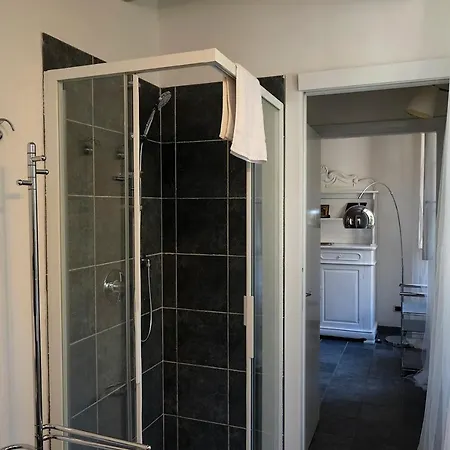 Apartman Cozy On The - The House Of Travelers *