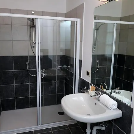 Cozy On The - The House Of Travelers Apartman *