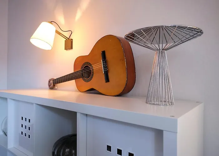 Cozy On The - The House Of Travelers