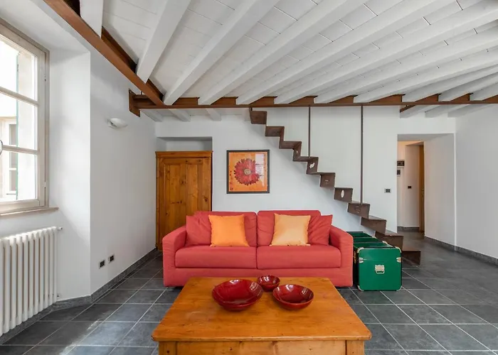 Cozy On The - The House Of Travelers