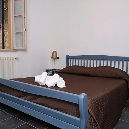 Cozy On The - The House Of Travelers Apartmán