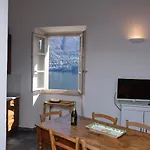 Cozy On The - The House Of Travelers Brienno