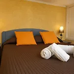 Cozy On The - The House Of Travelers * Brienno